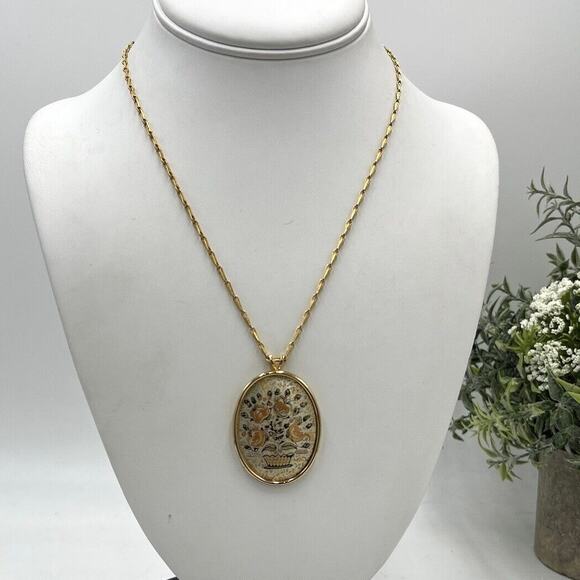 Reed & Barton Damascene Orange flowers Oval Pendant Gold Tone Necklace - Picture 1 of 13